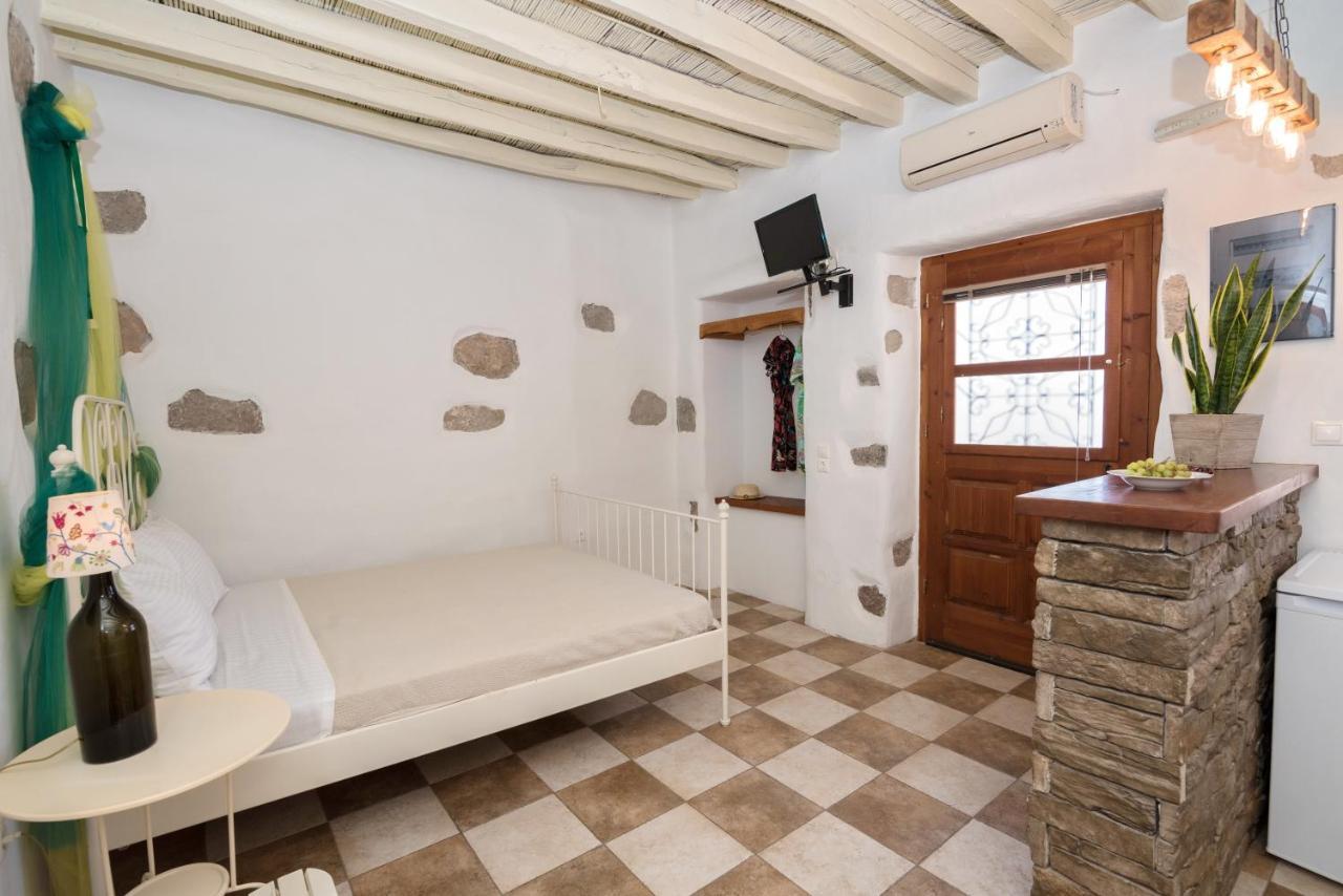 Αlexandra Studio Apartment Plaka  Exterior photo